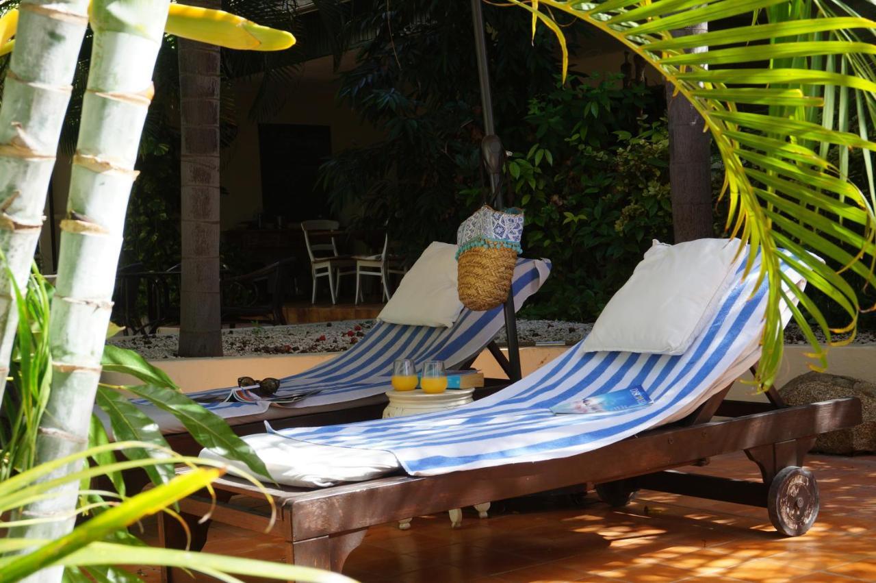 Wonders Boutique Hotel Oranjestad Exterior photo